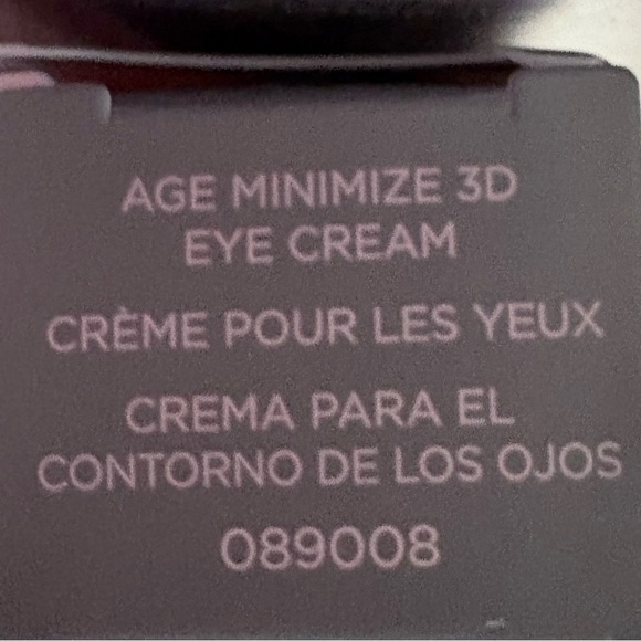 Mary Kay TimeWise Skincare Set - Pink and Gray - Picture 8 of 11